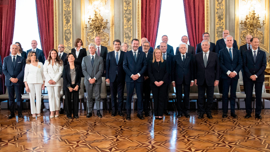 Foto di gruppo al termine del giuramento